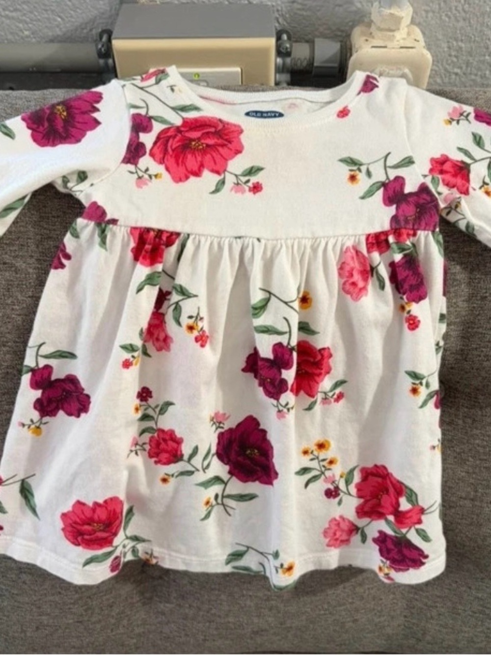 Old Navy White Long-Sleeve Floral Peplum Top - Pink & Purple Flowers